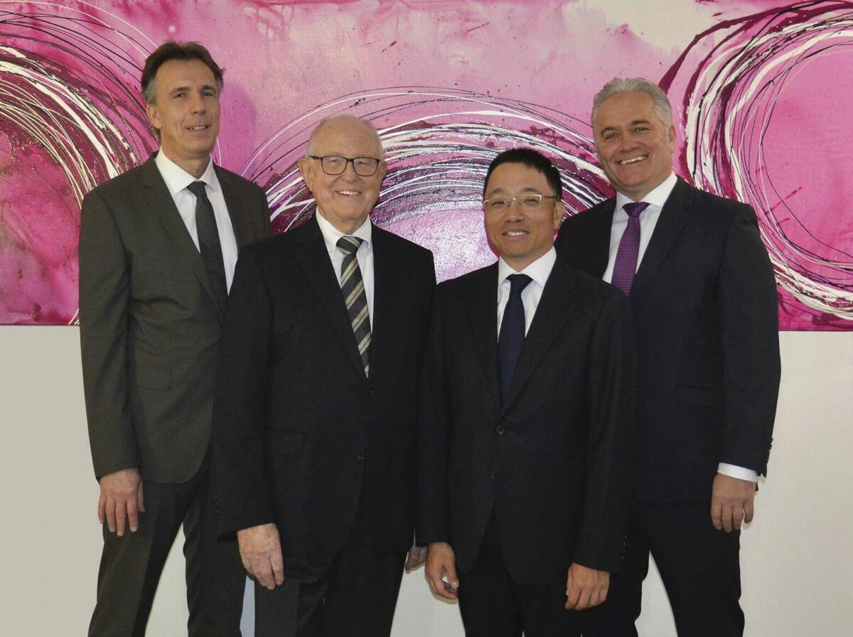 De gauche à droite : Thomas Berger (directeur financier), Gottfried Bertram (membre du conseil de surveillance), Norimitsu Ito (PDG), Peter Hantl (directeur marketing et commercial). © Harmonic Drive