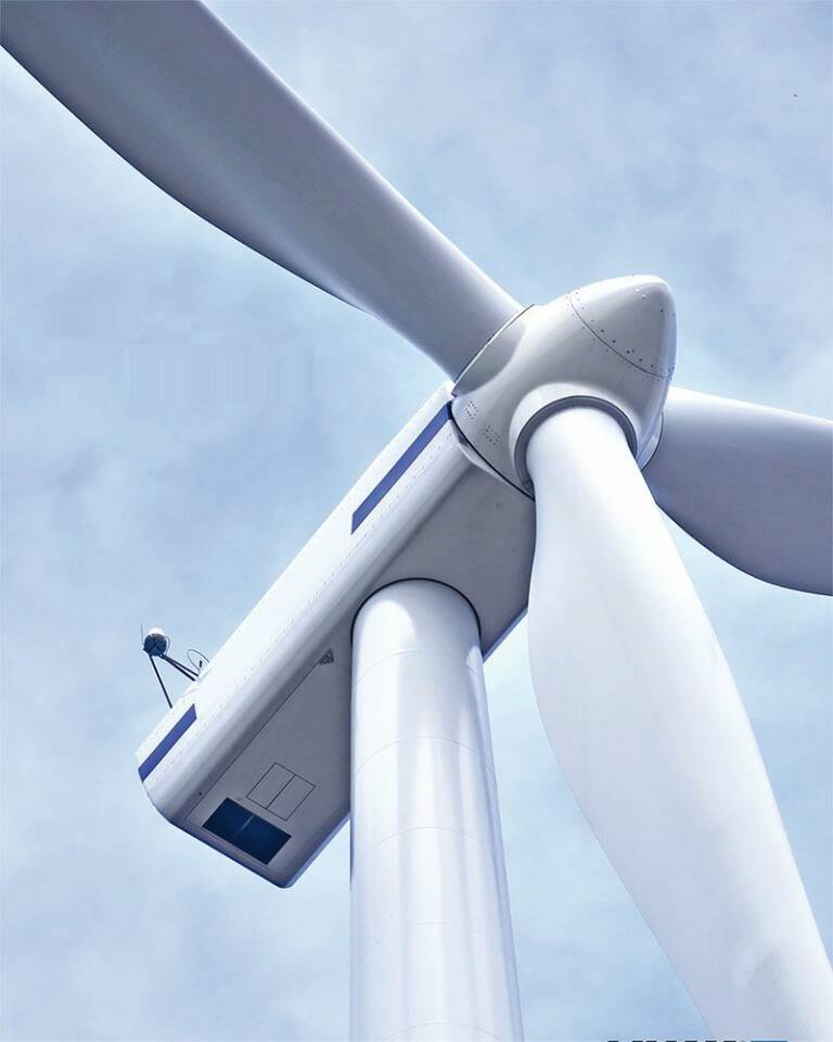 Linak a développé une gamme de vérins répondant aux exigences des exploitants de parcs éoliens en termes de diagnostic et de contrôle à distance de certaines fonctions de sécurité comme le verrouillage rotor, la lubrification automatique de composants et la ventilation naturelle de la nacelle (ouverture/fermeture de volets en cas d’intempéries).© Linak