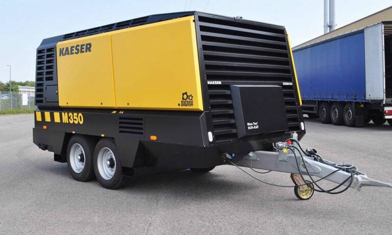 Kaeser Compresseurs équipe ses compresseurs d’un SCR (Réduction Catalytique Sélective) en y installant un convertisseur catalytique lié à l’additif AdBlue. © Kaeser Compresseurs