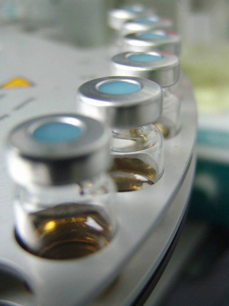 En tant que laboratoire d'analyse d'huile, SGS Vernolab réalise un constat de l'état des lubrifiants et de l'usure des composants. © SGS Vernolab