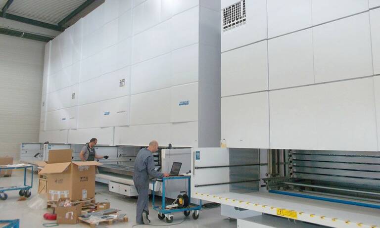 Bondioli & Pavesi France a investi dans la mise en place de quatre magasins verticaux automatiques qui viennent s’ajouter à plus de 3 km de rayonnages. © Bondioli & Pavesi