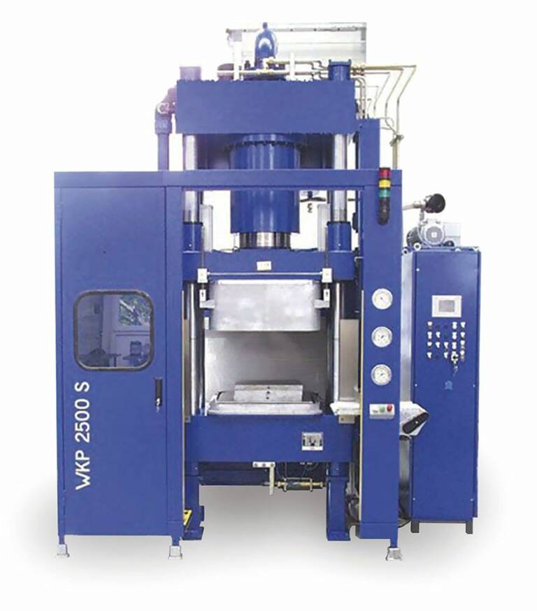 Des tests effectués sur un système de presse hydraulique ont montré qu’en utilisant des variateurs Parker SSD, une puissance moyenne de seulement 25 kW suffisait contre 38 kW avec une pompe non régulée.Des tests effectués sur un système de presse hydraulique ont montré qu’en utilisant des variateurs Parker SSD, une puissance moyenne de seulement 25 kW suffisait contre 38 kW avec une pompe non régulée. © Parker Hannifin