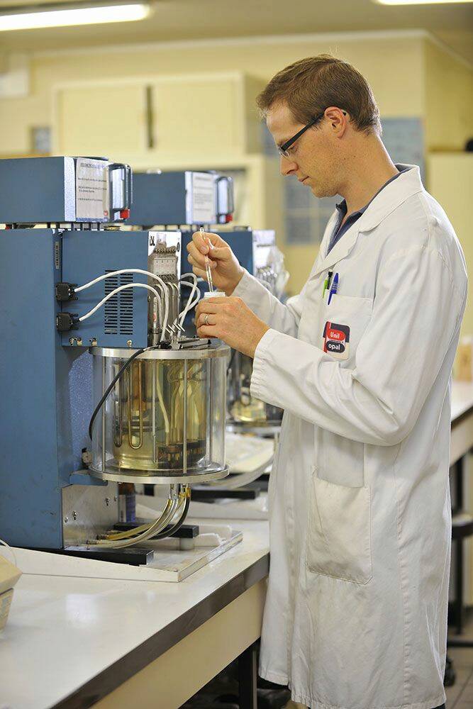La filtration des huiles en amont, au moment de leur fabrication, ne constitue pas une garantie de leur conformité à une classe de propreté requise lors de leur livraison, affirme la société Unil-Opal.© Unil Opal