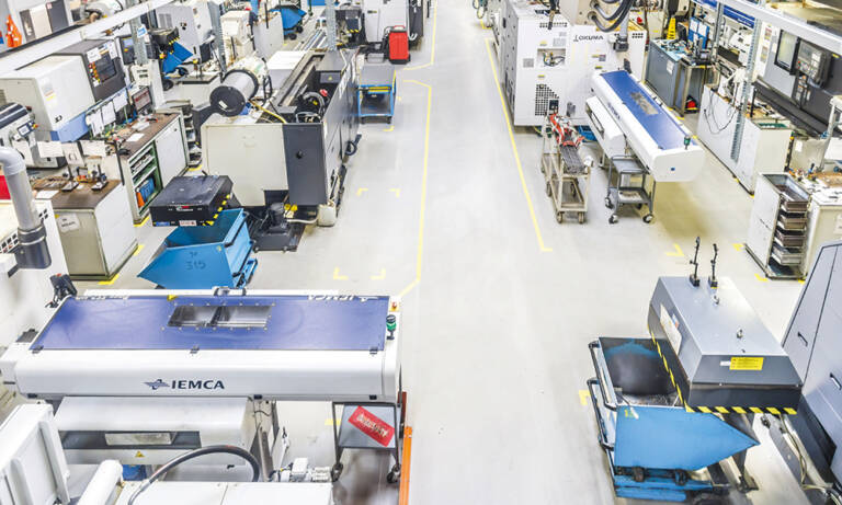 Sur le site de production de Ville-la-Grand (Haute-Savoie), les séries alternent sur les dix machines-outils à raison de 13 à 15 par jour.
© Danfoss Power Solution
