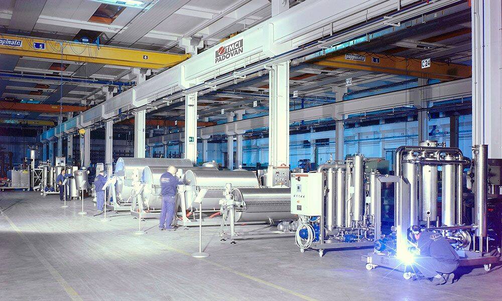 TMCI Padovan fait partie des premiers fabricants mondiaux de machines de filtration, de clarification, de pasteurisation, d'évaporation et de réfrigération.
© Nord Drivesystems/ TMCI Padovan
