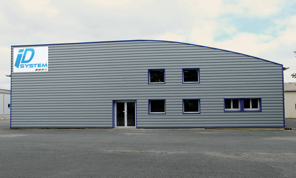 Le nouveau bâtiment d’ID System à Mésanger offre 1 200 m2 de surface de production, &nbsp;contre 750 auparavant à Ancenis. © ID System
