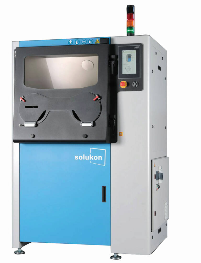 Le SFM-AT350 fait partie des derniers développements dans le domaine des systèmes de dépoudrage de Solukon. © Stöber
