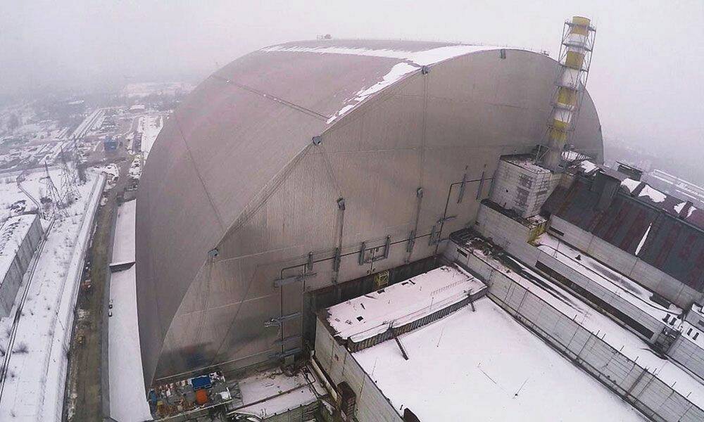 52 vérins autonomes ont été utilisés pour la mise en place de la nouvelle enceinte de confinement &nbsp;de la centrale nucléaire de Tchernobyl. © Chabas &amp; Besson&nbsp;
