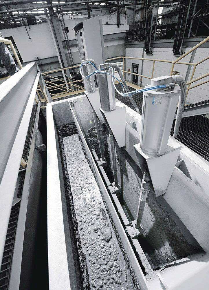 La solution d’automatisation Festo au sein des cellules de flottation de la plus grande mine d’argent du monde à Fresnillo, au Mexique, à permis d’accroître la productivité tout au long de la chaîne de valeur. © Festo
